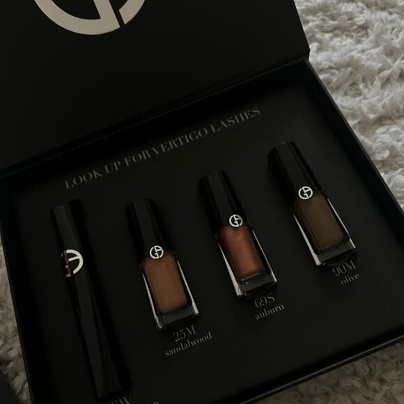 Armani Shadows & Mascara Kit - Picture 2 of 2